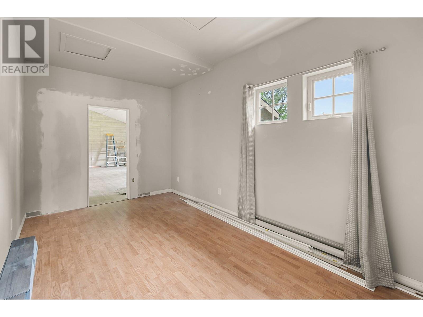 3830 Casorso Road, Kelowna, BC - Indoor Photo Showing Other Room