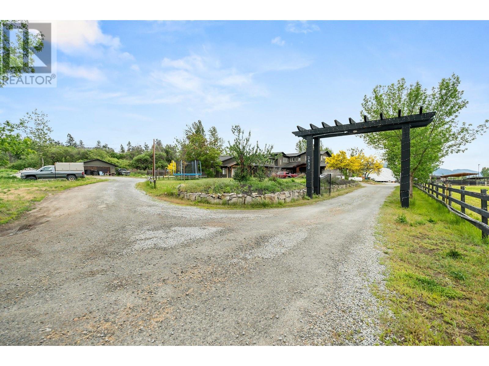 3830 Casorso Road, Kelowna, BC - Outdoor With View