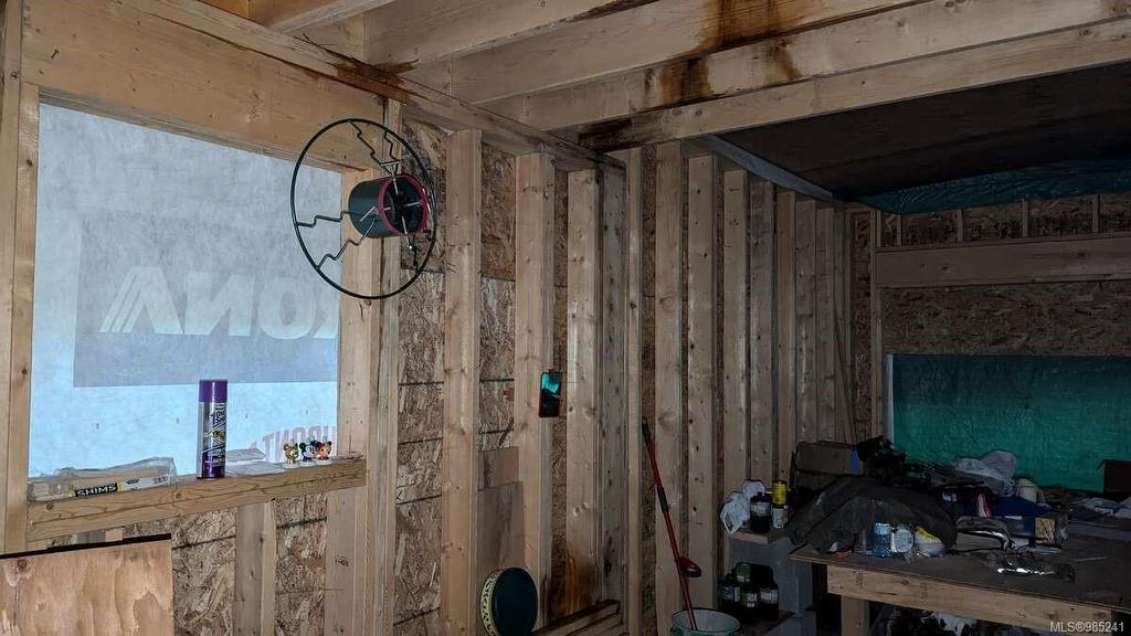 542E Larch St, Alert Bay, BC