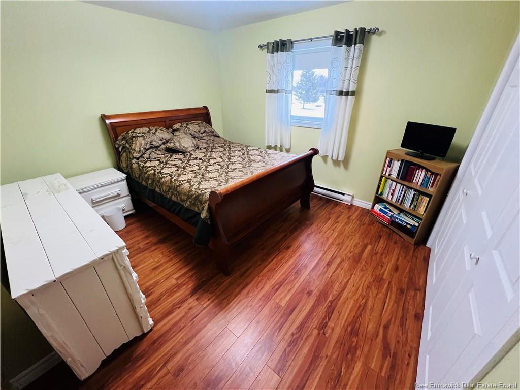 63 Rue Parisé, Caraquet, NB