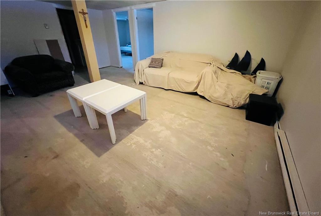 63 Rue Parisé, Caraquet, NB