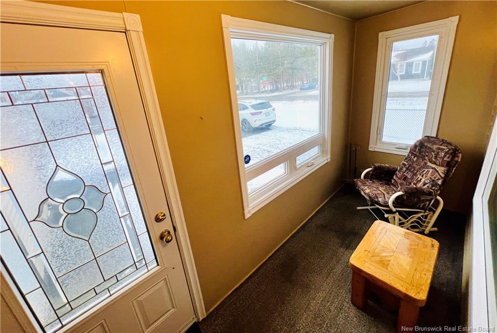 63 Rue Parisé, Caraquet, NB