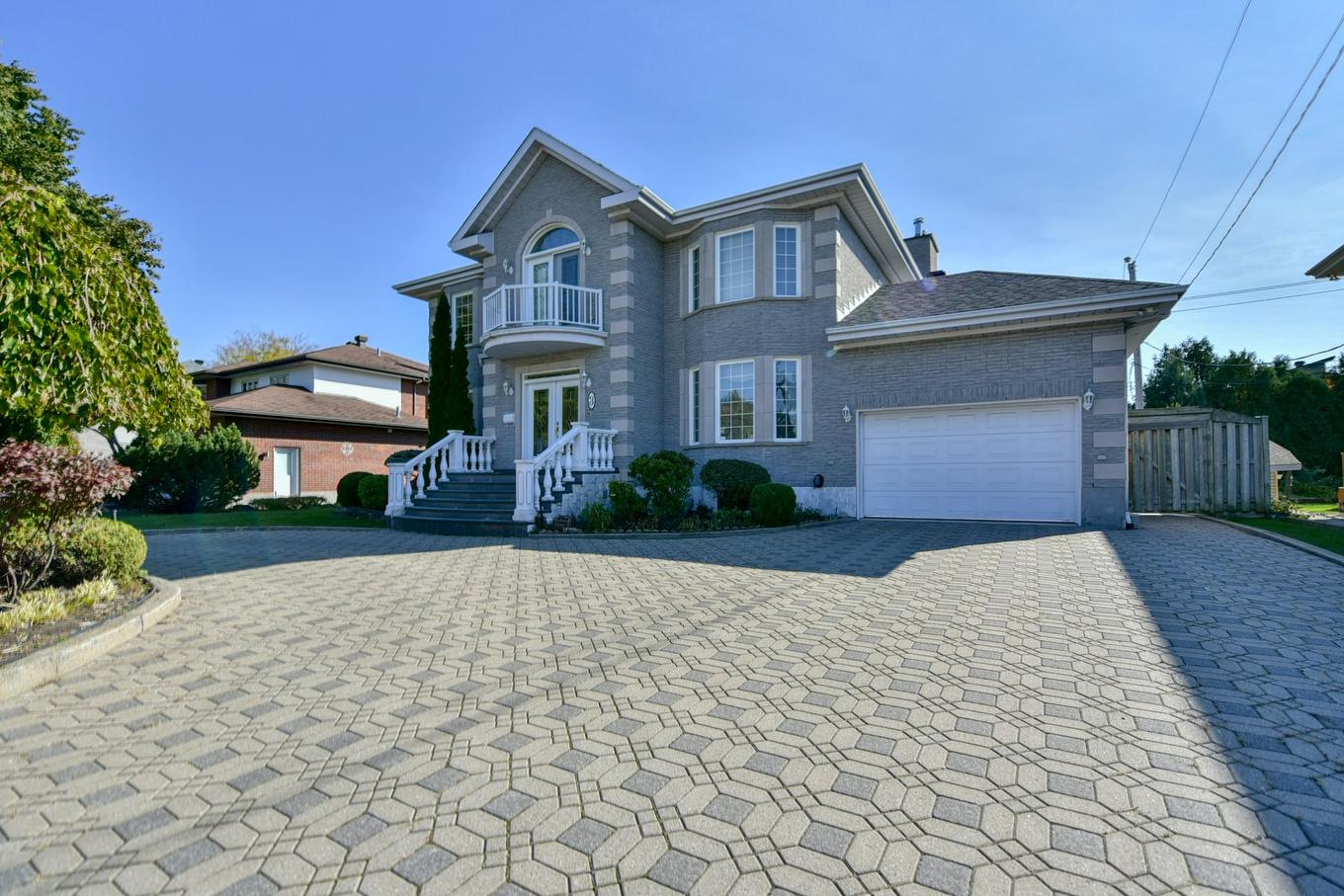 Frontage - 3 Rue Du Chablis, Kirkland, QC - Outdoor With Facade