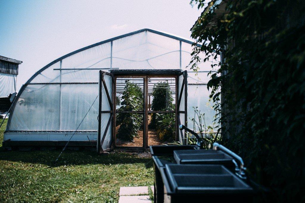 Greenhouse - 51B Rue Principale N., Saint-Bruno-De-Guigues, QC - Outdoor