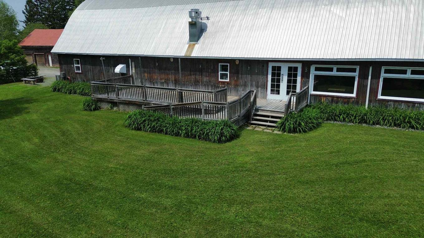 Back facade - 51B Rue Principale N., Saint-Bruno-De-Guigues, QC - Outdoor