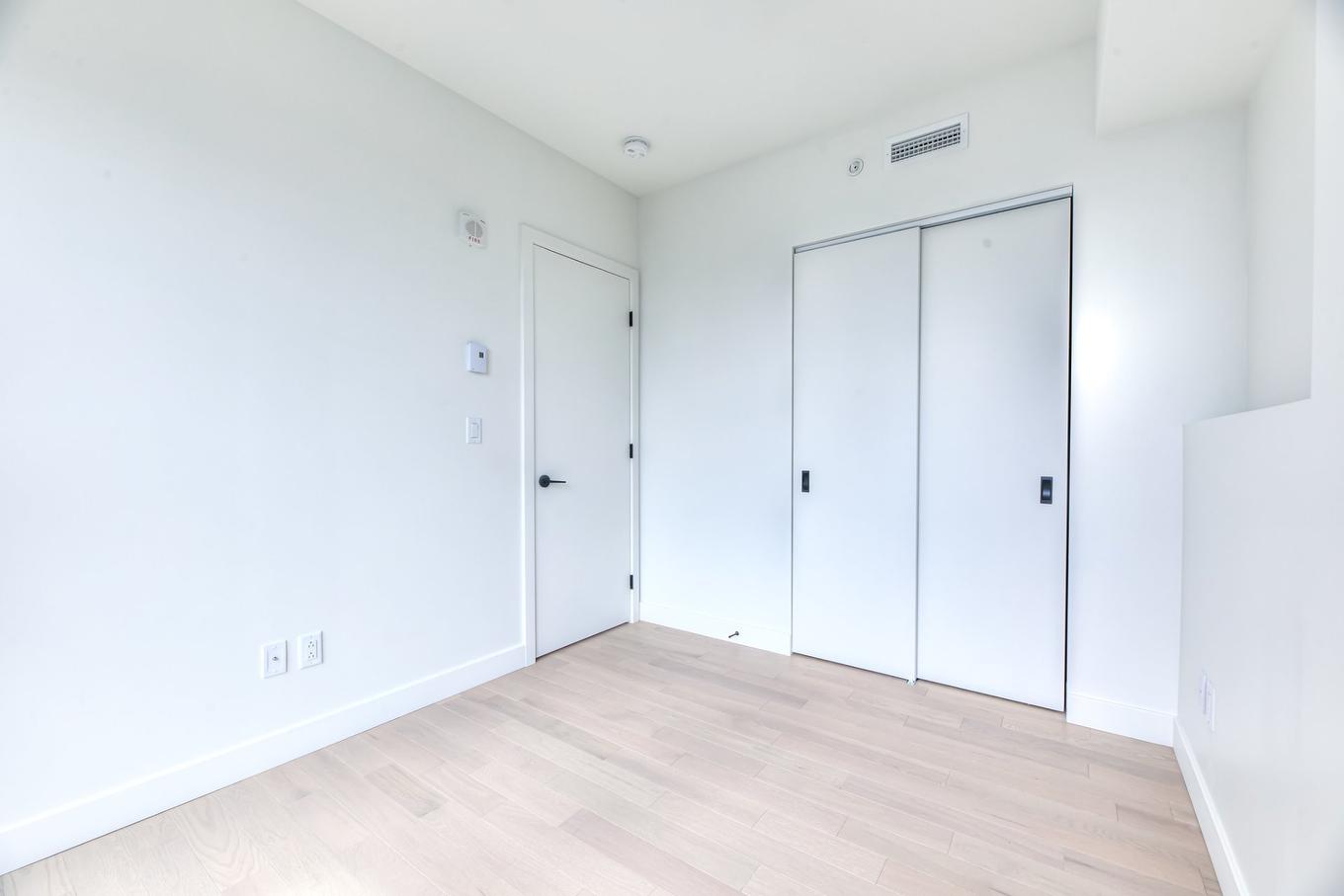 Exterior entrance - 4019-1210 Rue Jeanne-Mance, Montréal (Ville-Marie), QC - Indoor Photo Showing Other Room