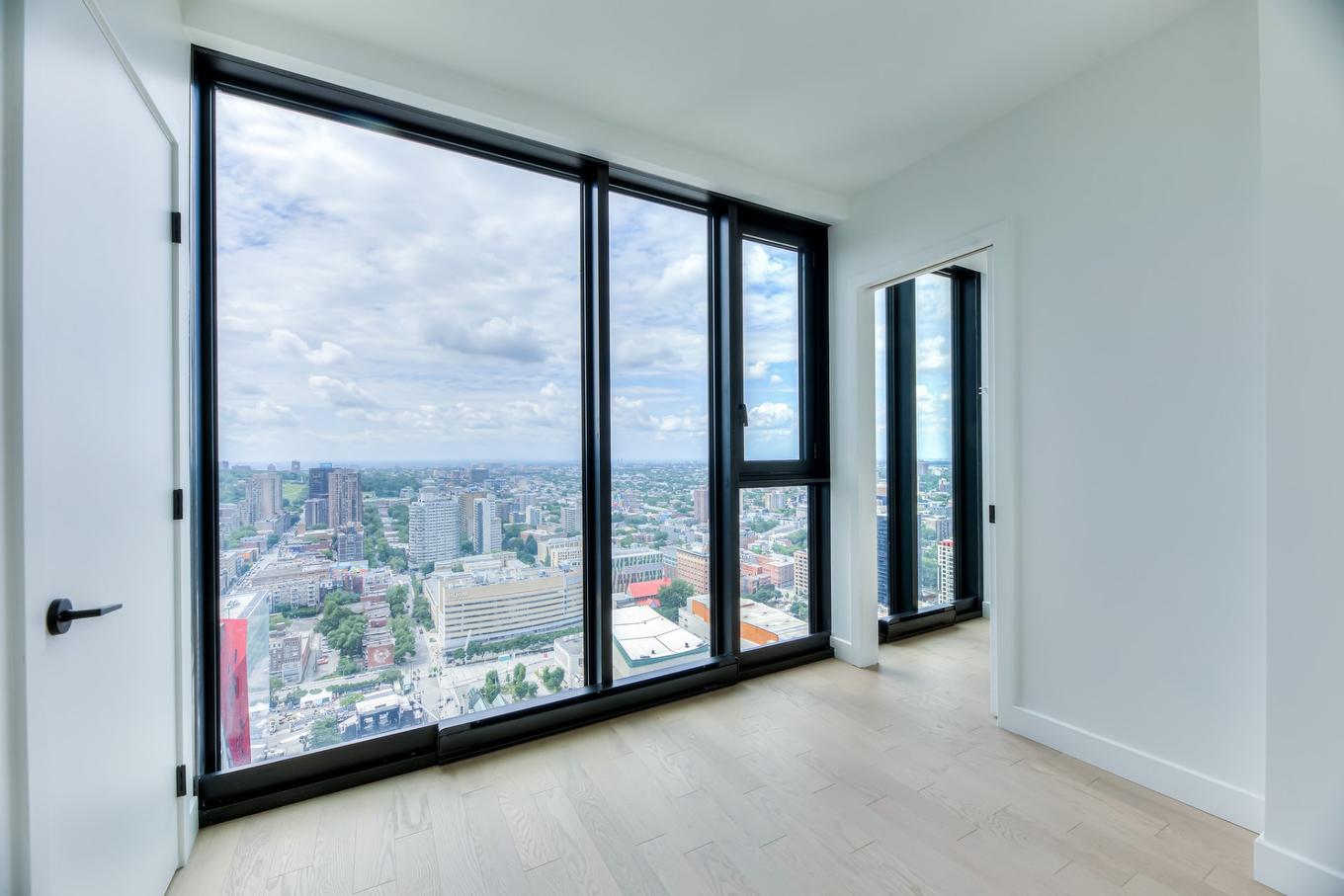 Living room - 4019-1210 Rue Jeanne-Mance, Montréal (Ville-Marie), QC - Indoor Photo Showing Other Room