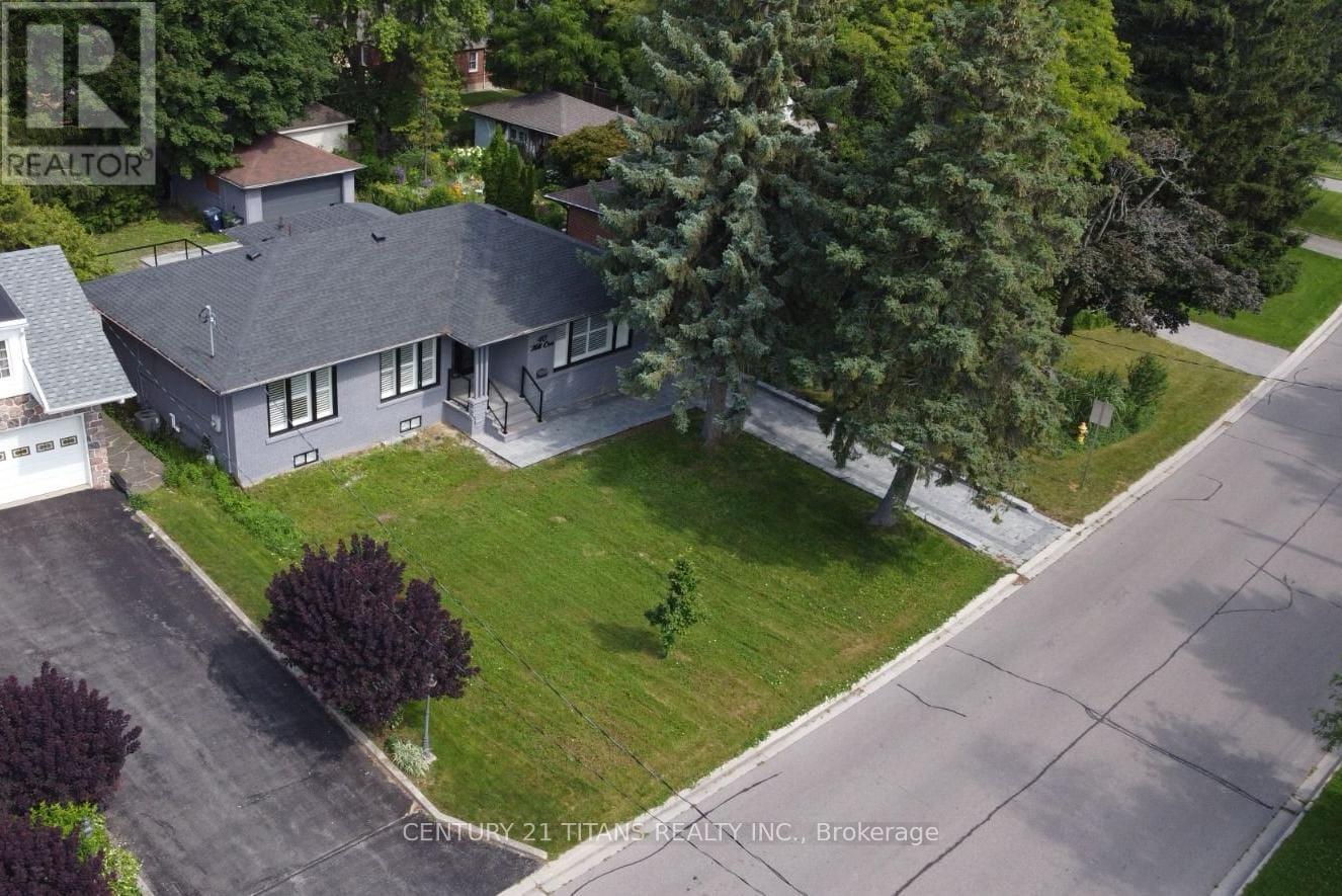 40 Hill Crescent, Toronto, ON - Outdoor With View