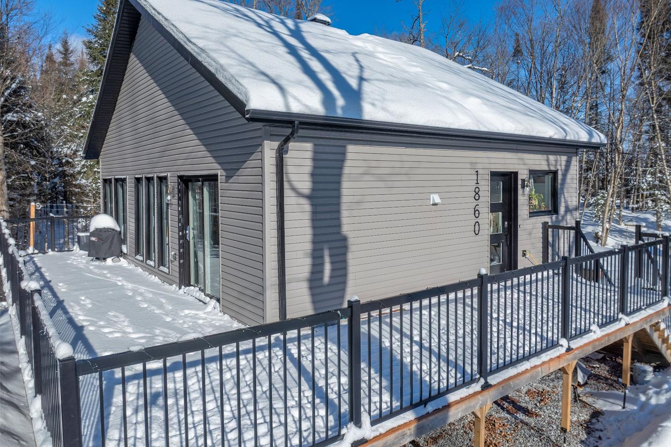 Balcony - 1860 Ch. Du Lac-Paquet E., Rivière-Rouge, QC - Outdoor With Exterior