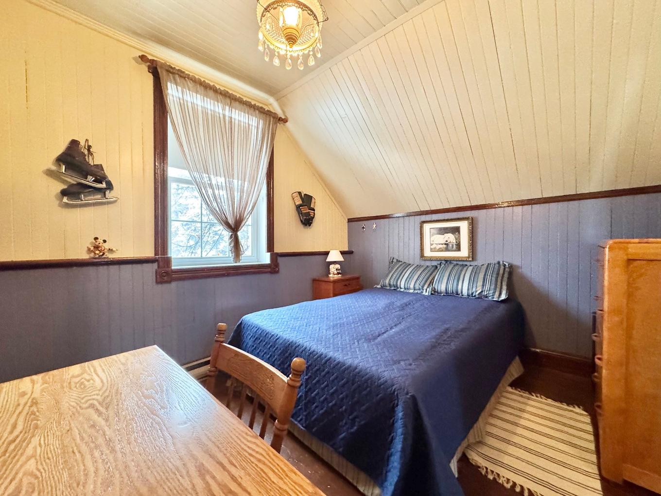 Bedroom - 51 Rue Principale N., Saint-Bruno-De-Guigues, QC - Indoor Photo Showing Bedroom