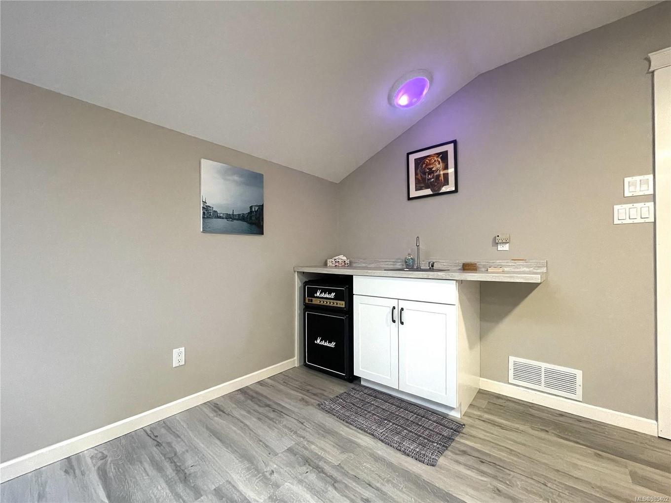 4712 Shell Beach Rd, Ladysmith, BC