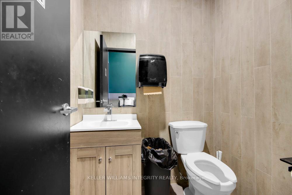 129 Riocan Avenue, Ottawa, ON