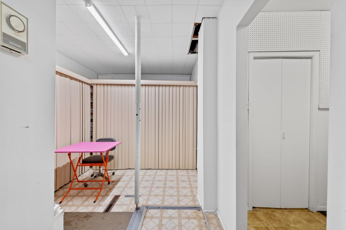 Bureau - 550 - 550A Rue St-Georges (St-Jerome), Saint-Jérôme, QC - Indoor Photo Showing Other Room