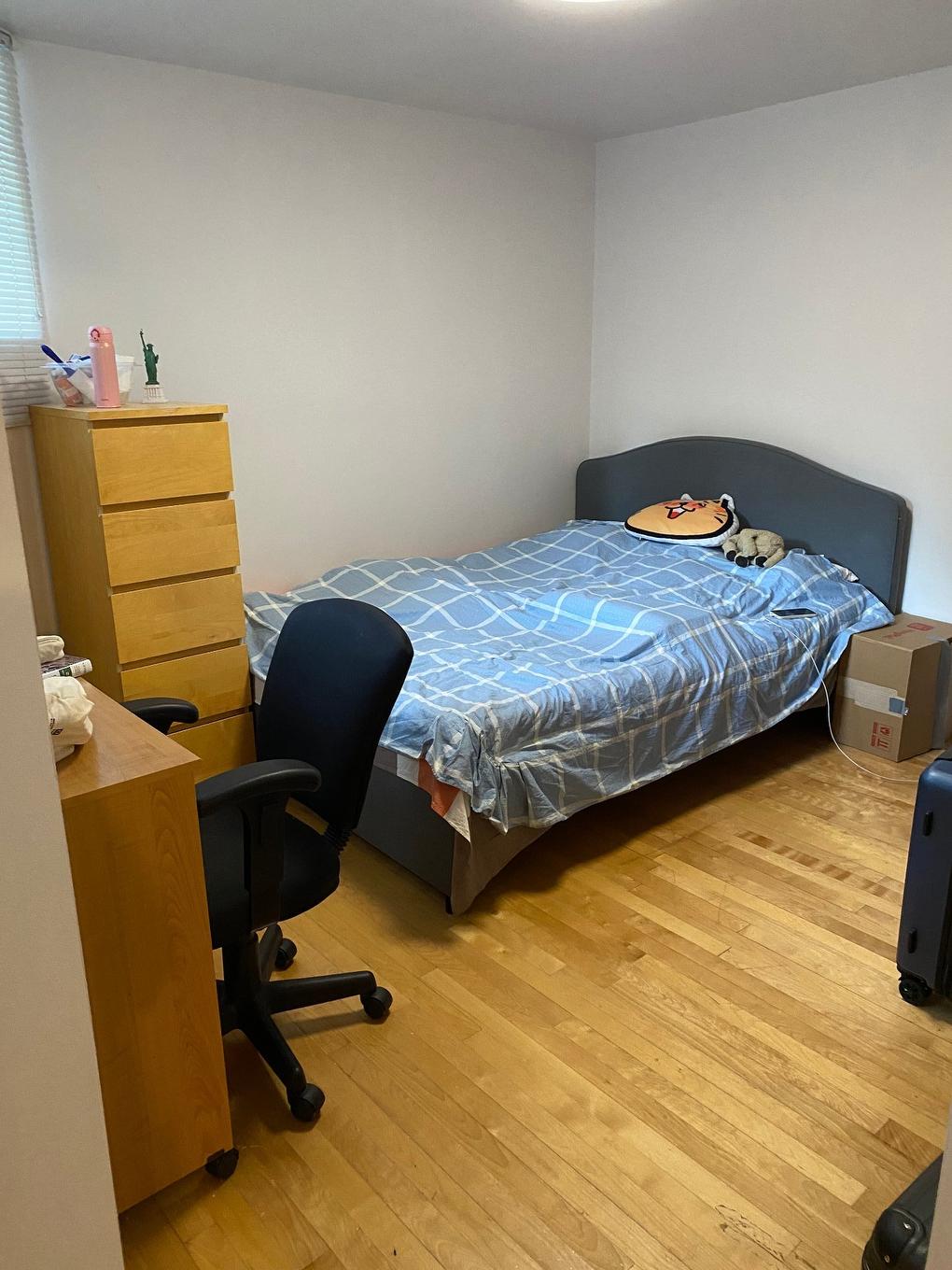 Bedroom - 2-570 Rue Milton, Montréal (Le Plateau-Mont-Royal), QC - Indoor Photo Showing Bedroom