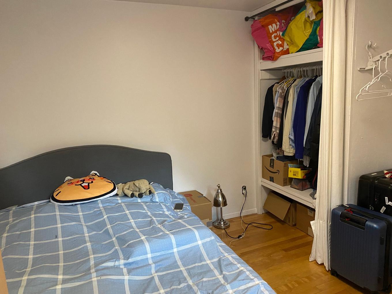 Bedroom - 2-570 Rue Milton, Montréal (Le Plateau-Mont-Royal), QC - Indoor Photo Showing Bedroom