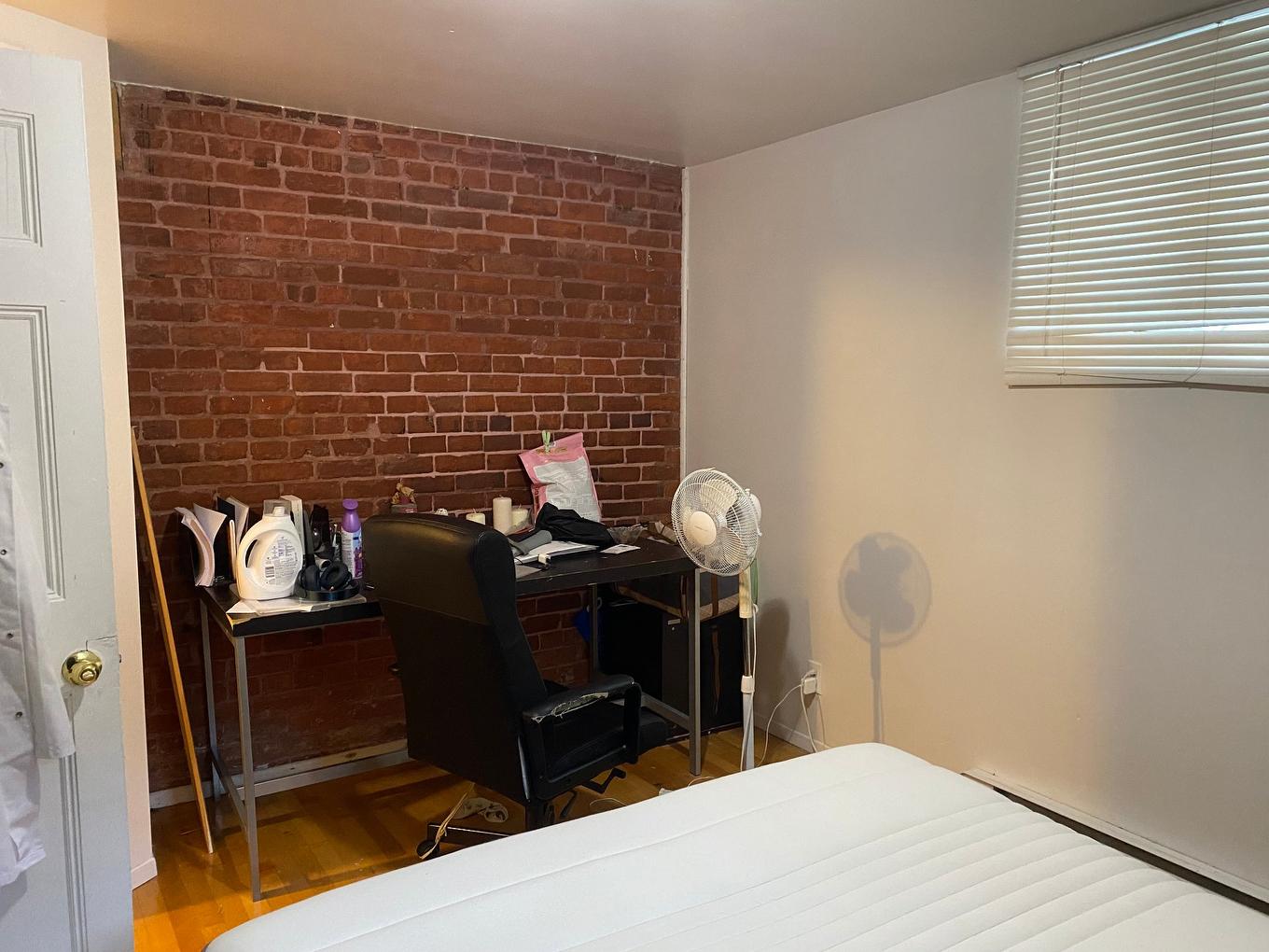 Bedroom - 2-570 Rue Milton, Montréal (Le Plateau-Mont-Royal), QC - Indoor Photo Showing Bedroom