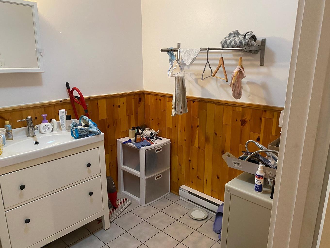 Bathroom - 2-570 Rue Milton, Montréal (Le Plateau-Mont-Royal), QC - Indoor