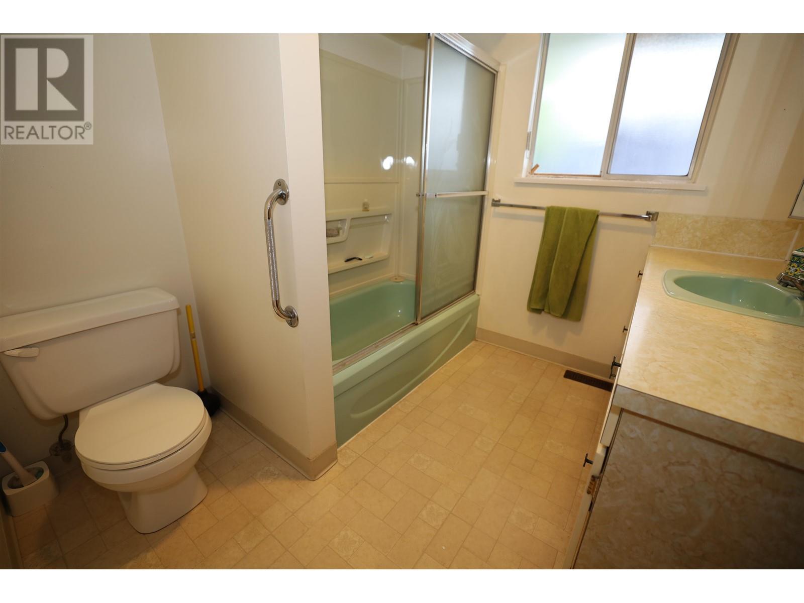 5690 Mermaid Street, Sechelt, BC