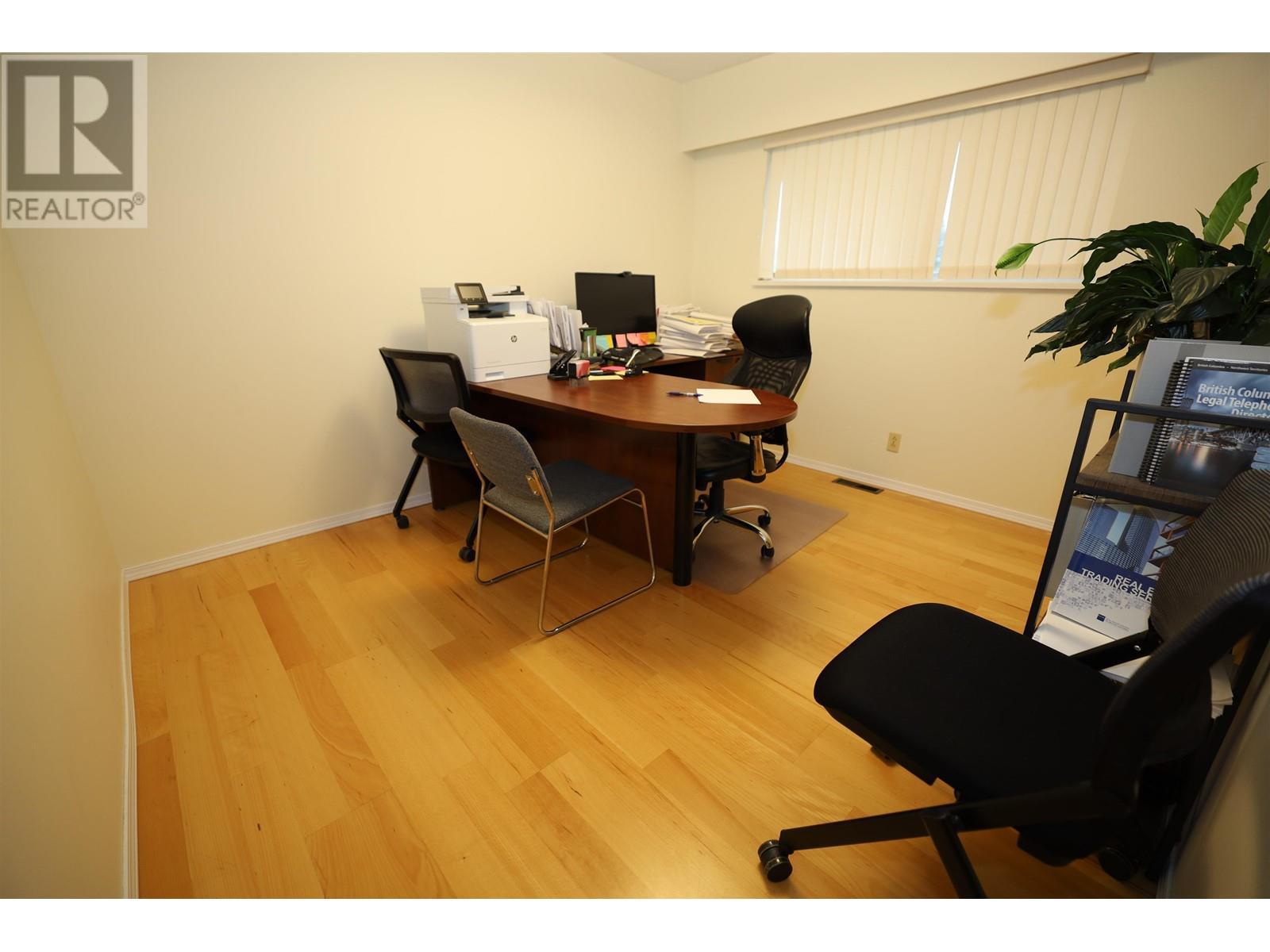 5690 Mermaid Street, Sechelt, BC