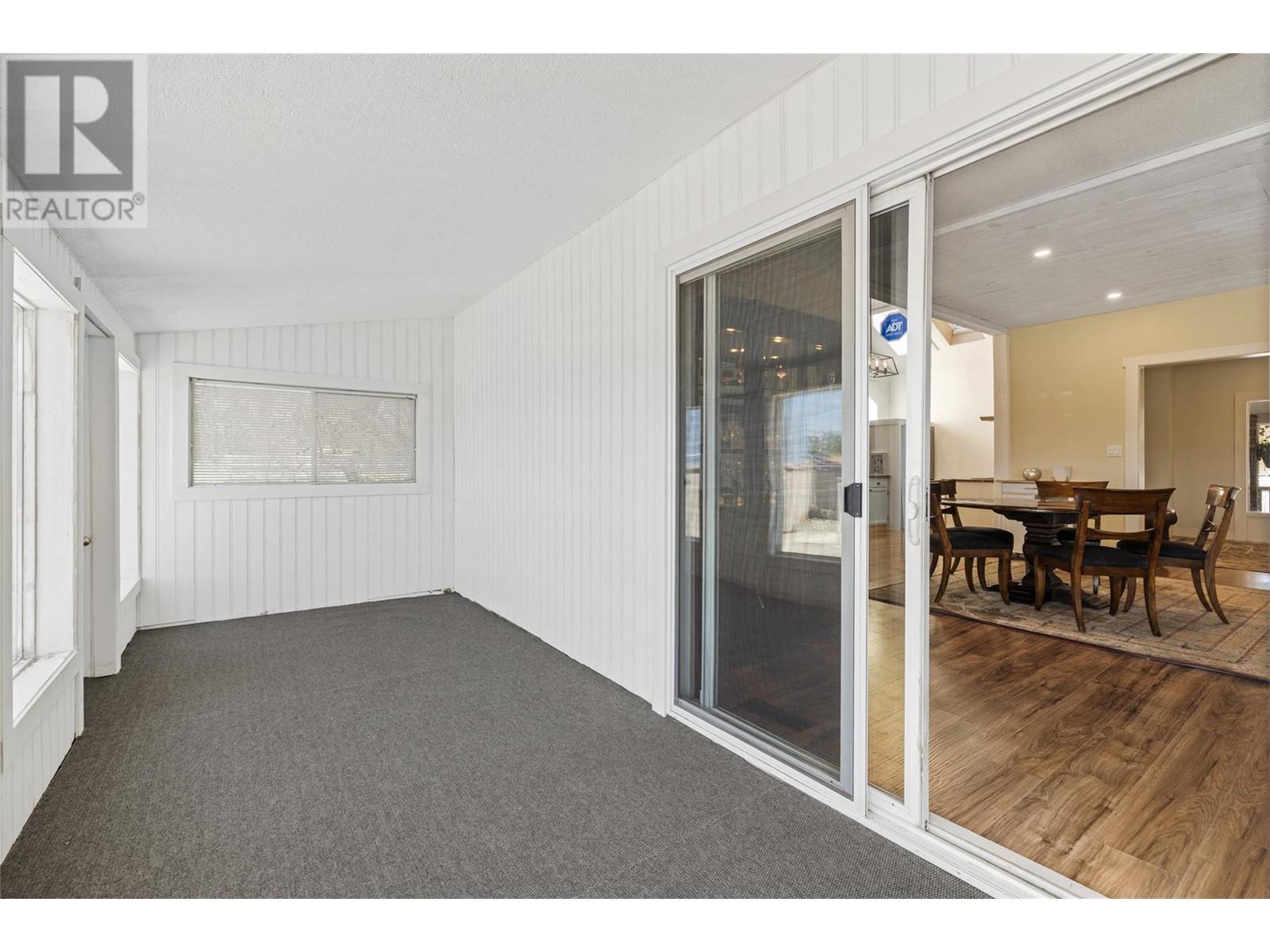 3299 Mcculloch Road, Kelowna, BC - Indoor