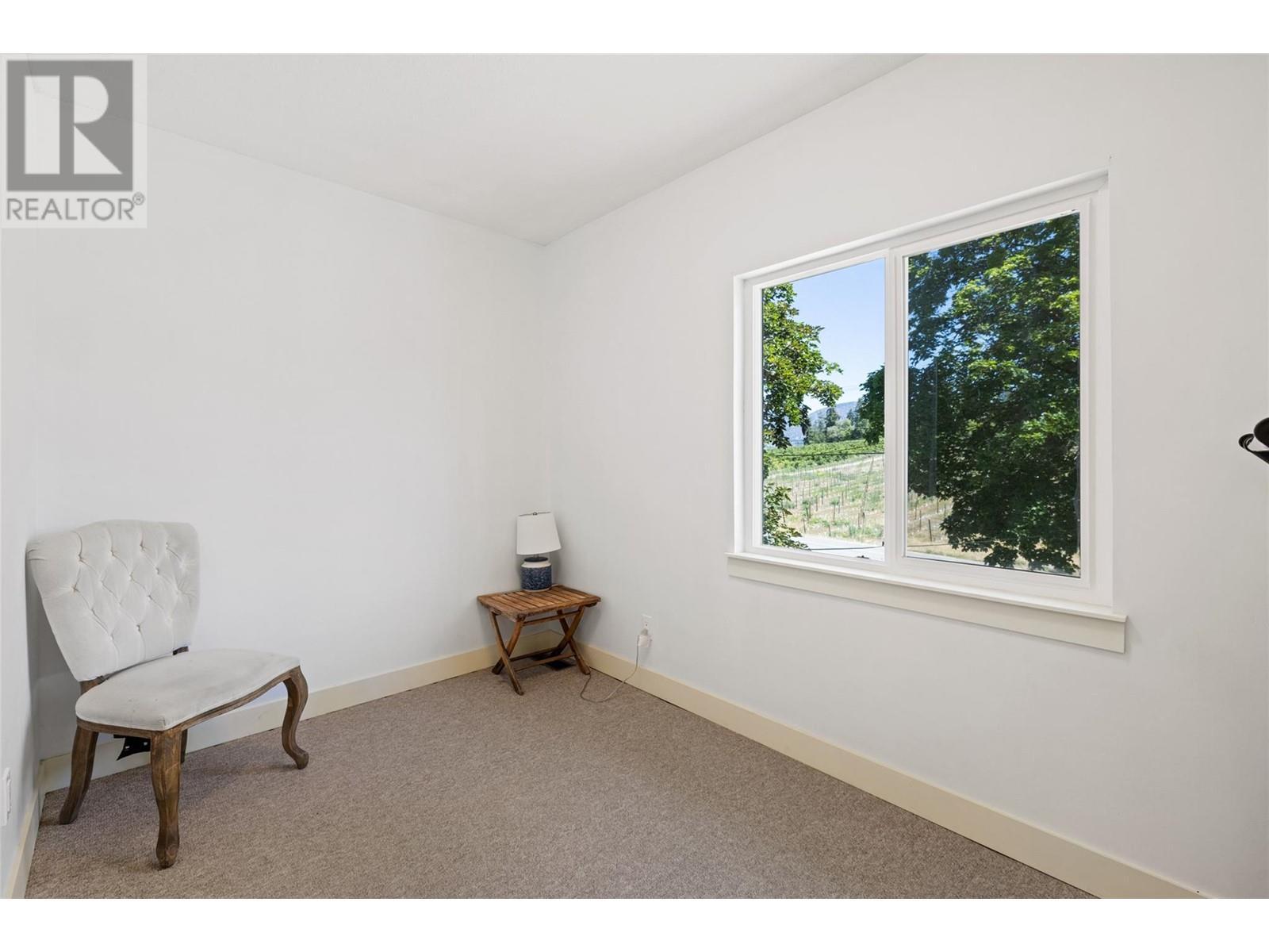 3299 Mcculloch Road, Kelowna, BC - Indoor