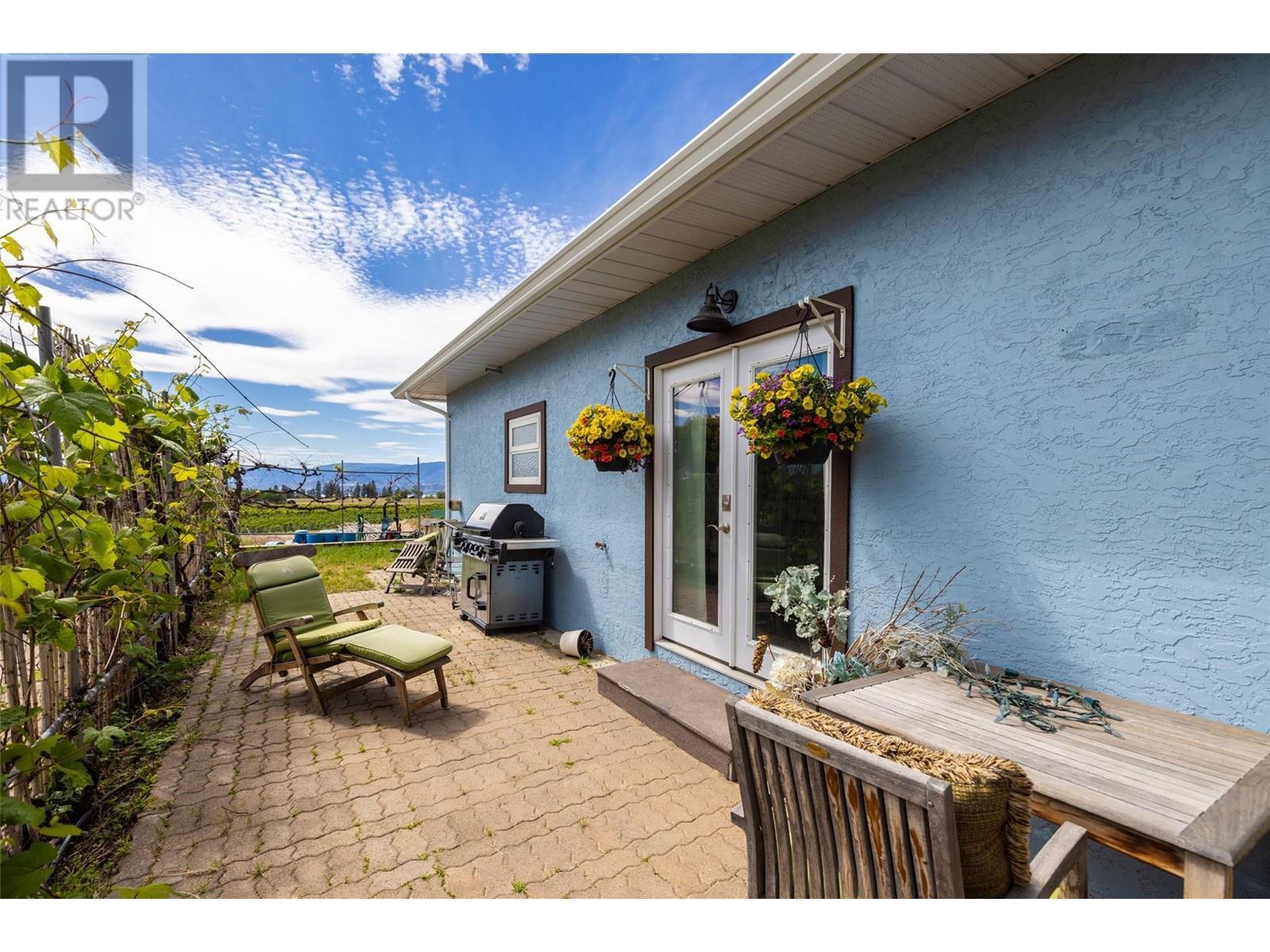 3299 Mcculloch Road, Kelowna, BC - Outdoor With Deck Patio Veranda With Exterior
