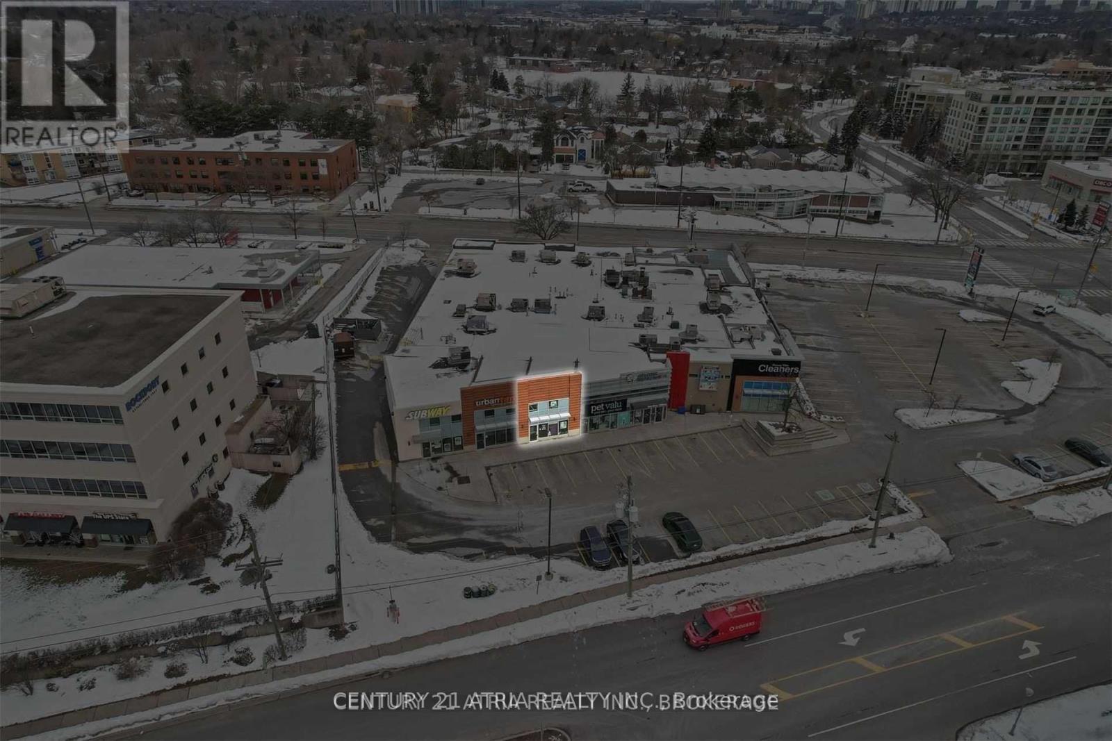 15 - 895 Lawrence Avenue E, Toronto, ON