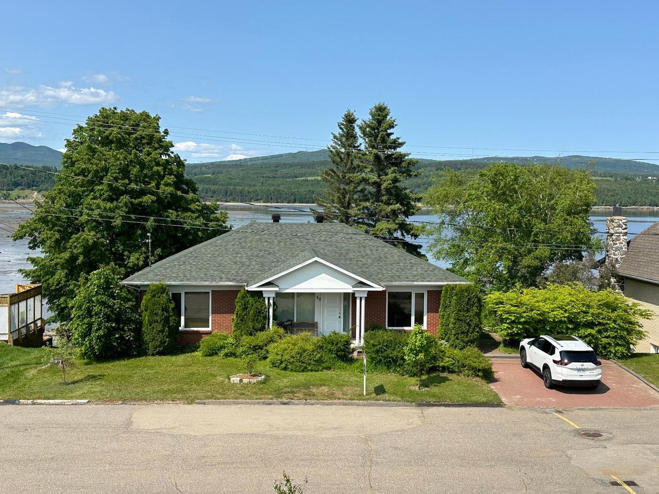 Façade - 60 Rue De La Miscoutine, La Malbaie, QC - Outdoor