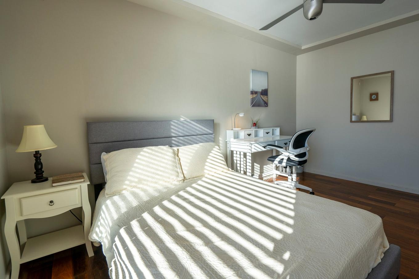 Chambre à coucher - 60 Rue De La Miscoutine, La Malbaie, QC - Indoor Photo Showing Bedroom