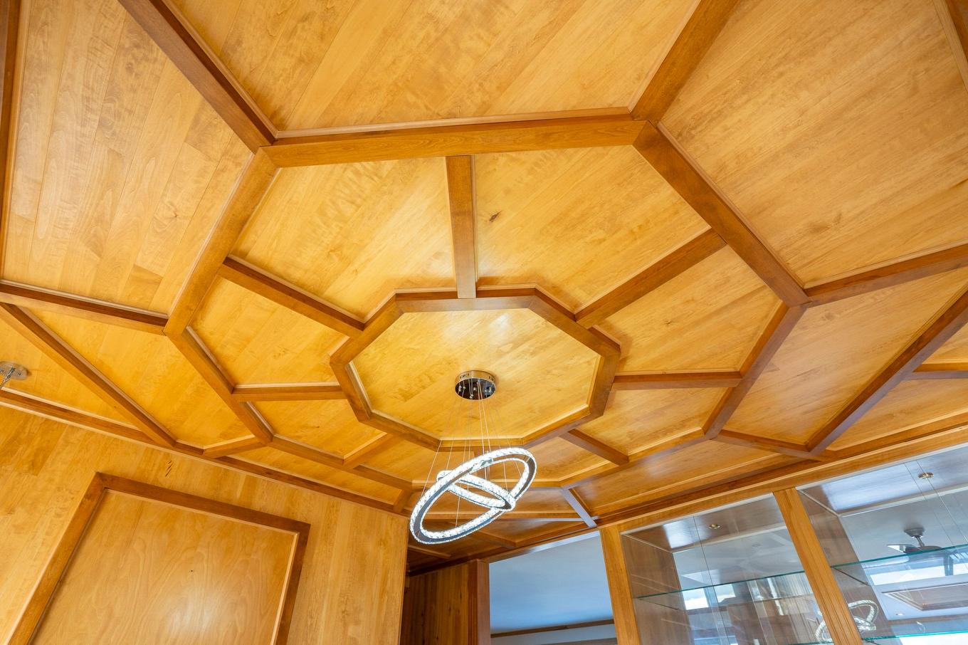 Plafond - 60 Rue De La Miscoutine, La Malbaie, QC - Indoor Photo Showing Other Room