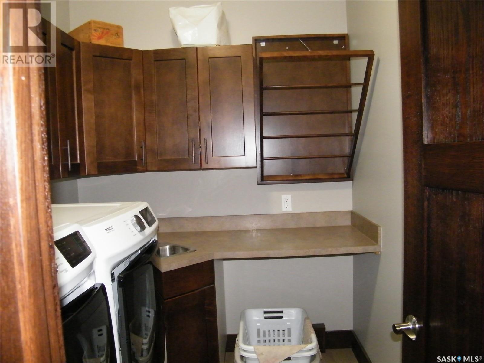 26 Pape Drive, Humboldt Rm No. 370, SK - Indoor Photo Showing Laundry Room