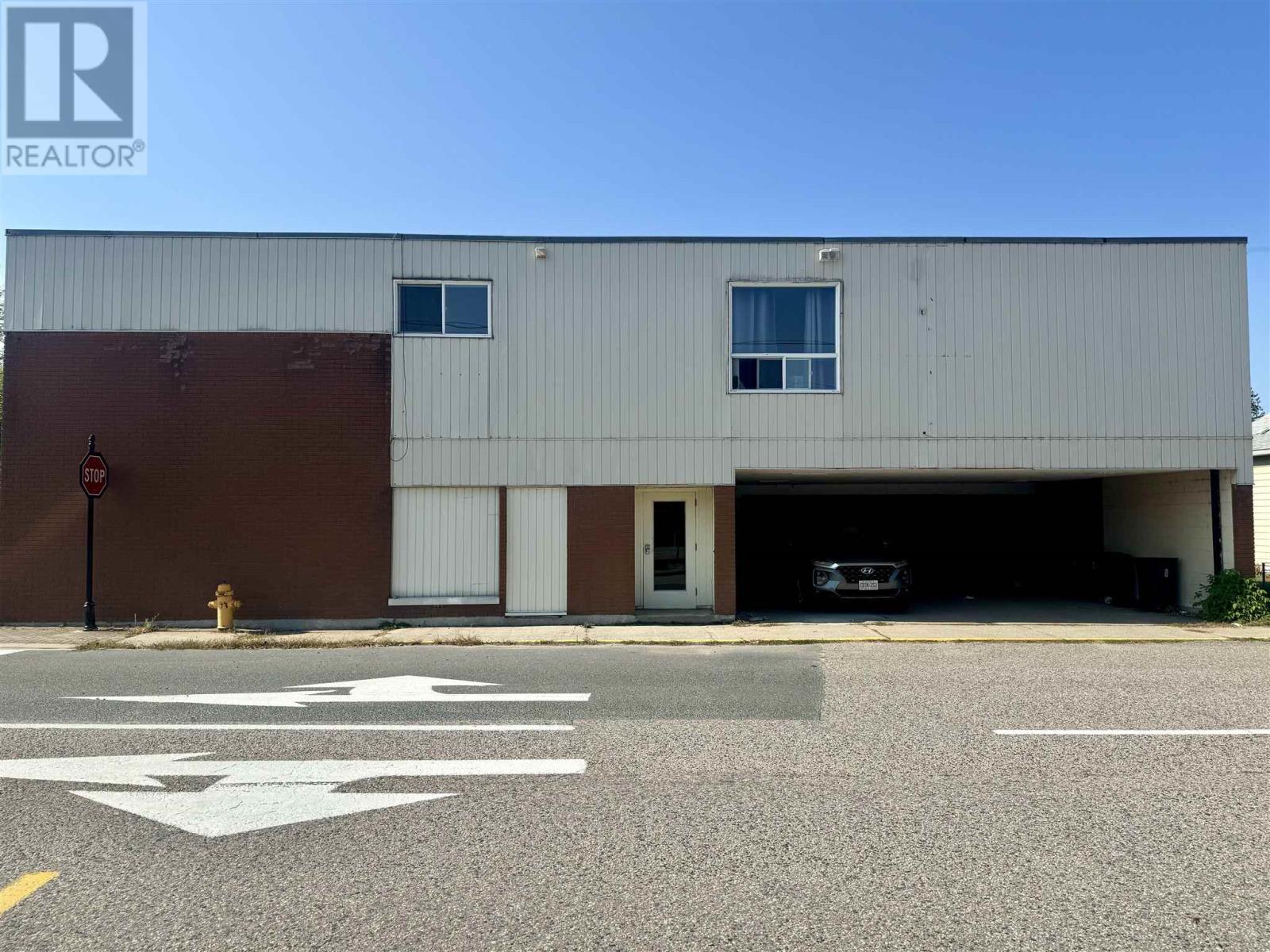 13 Murray St, Blind River, ON