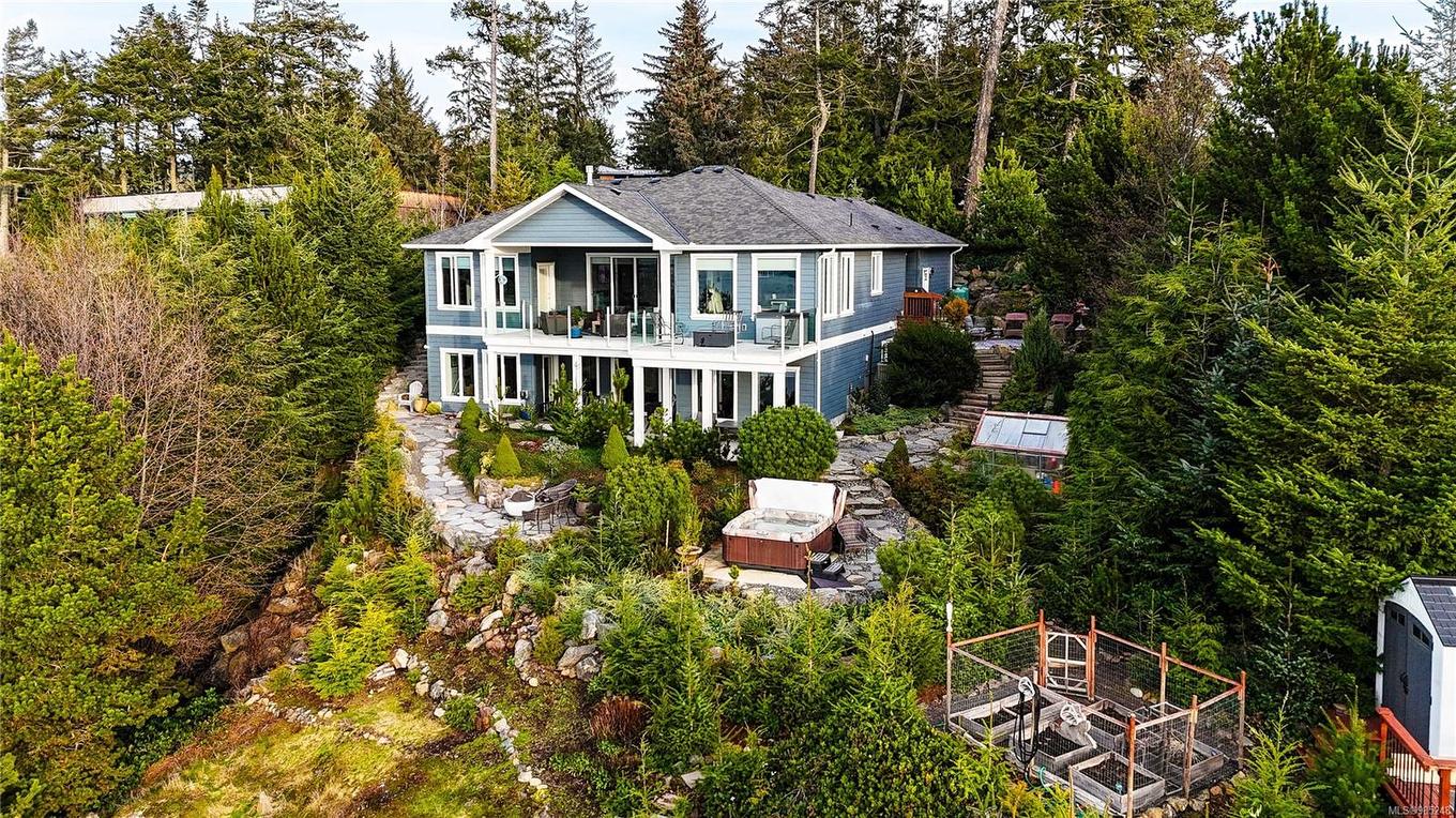 7420 Thornton Hts, Sooke, BC