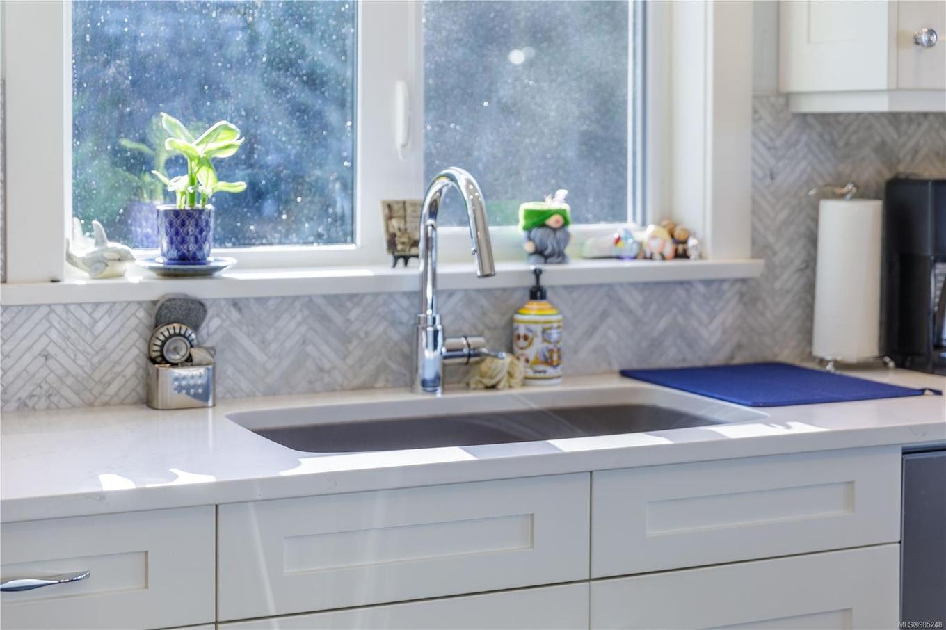 7420 Thornton Hts, Sooke, BC