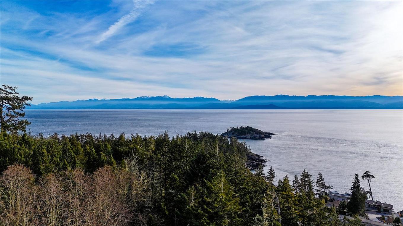 7420 Thornton Hts, Sooke, BC