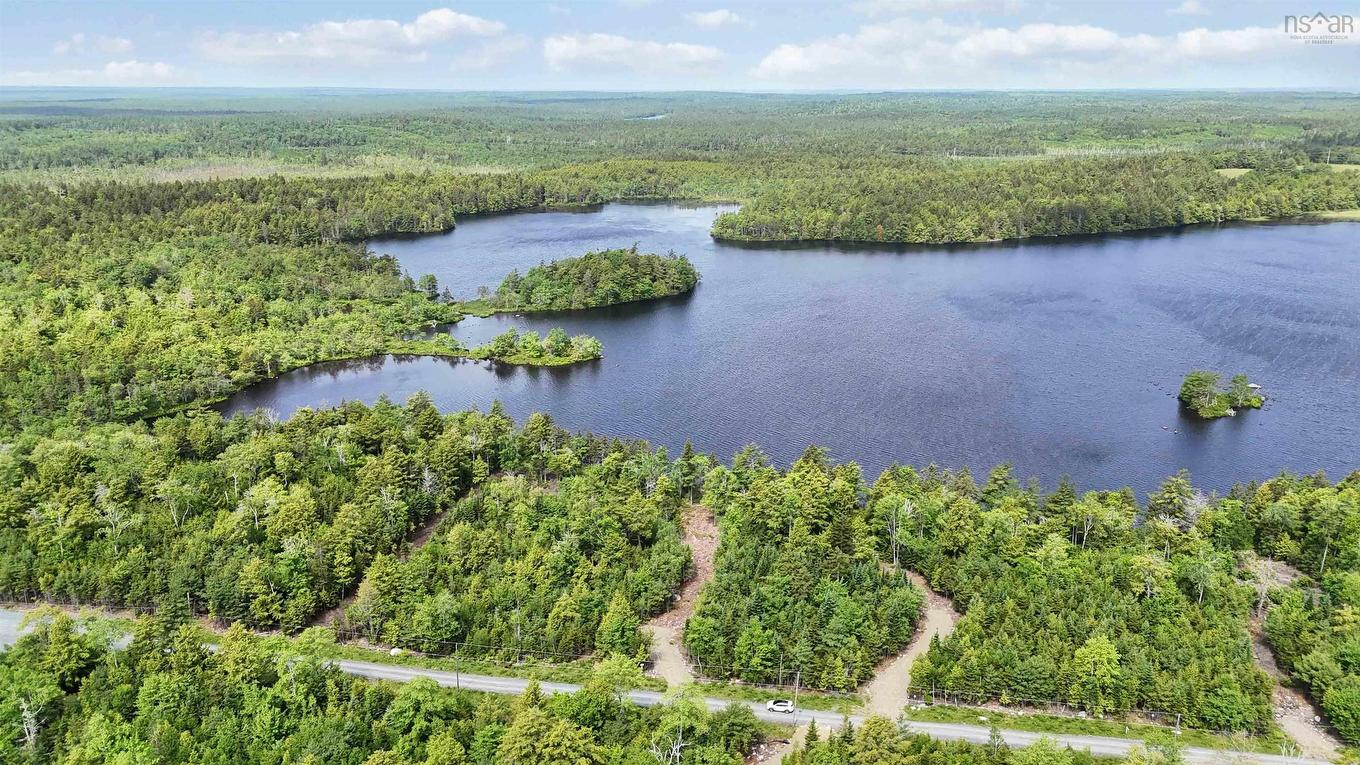 25 Lapland Road, Lunenburg, NS