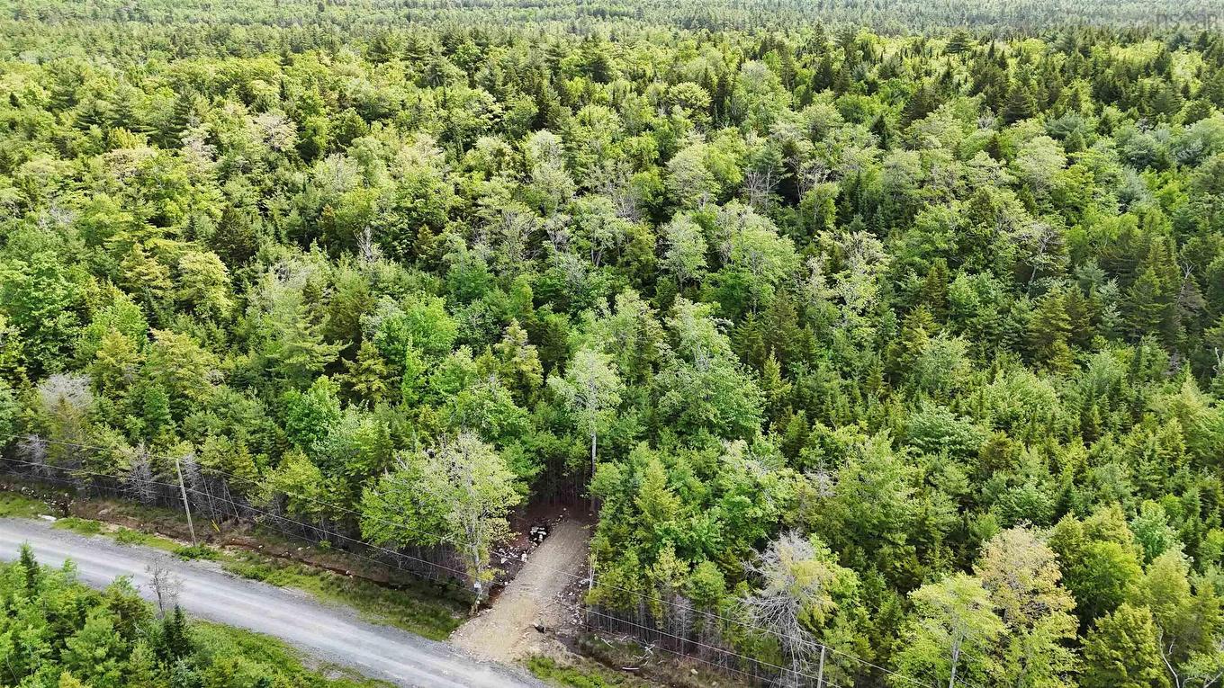 25 Lapland Road, Lunenburg, NS