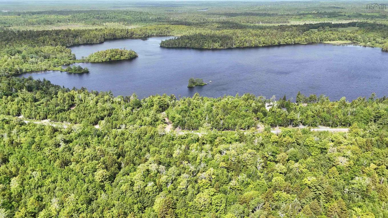 25 Lapland Road, Lunenburg, NS