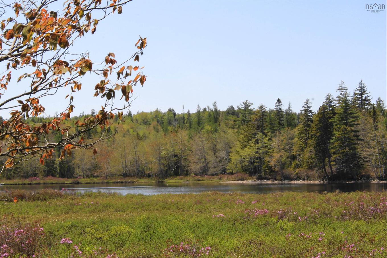 2 Laconia Road, Lunenburg, NS