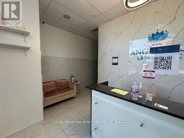 102 - 7163 Yonge Street, Markham, ON