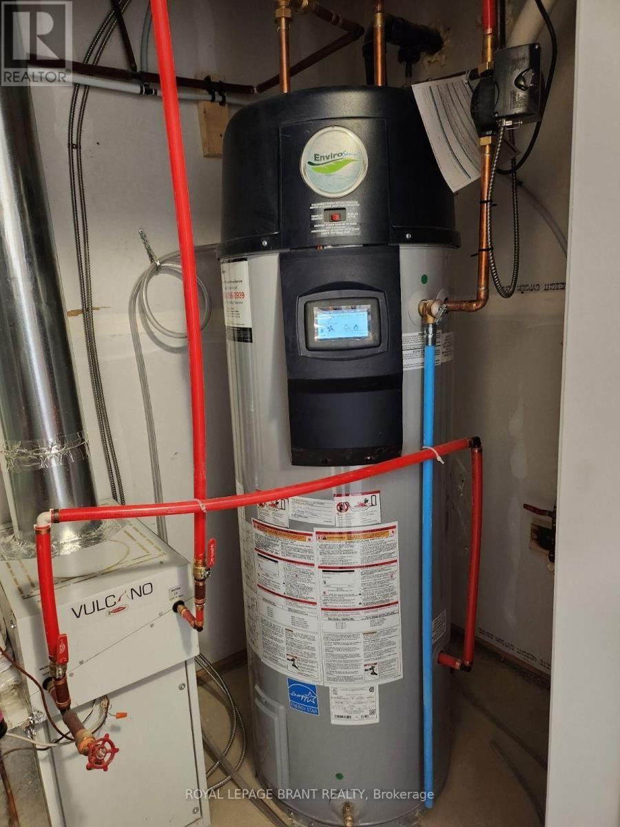 10 Baskett Street, Brantford, ON - Indoor Photo Showing Basement