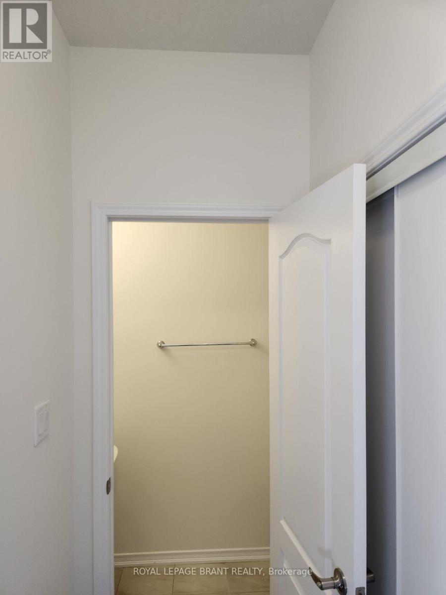 10 Baskett Street, Brantford, ON - Indoor Photo Showing Other Room