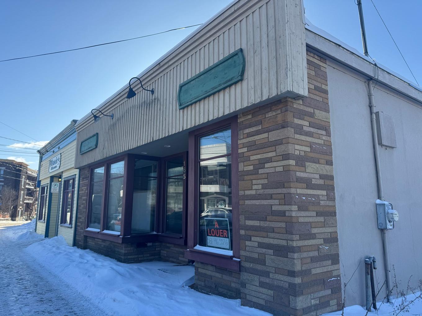 Façade - 165 Rue Notre-Dame, Donnacona, QC - Outdoor