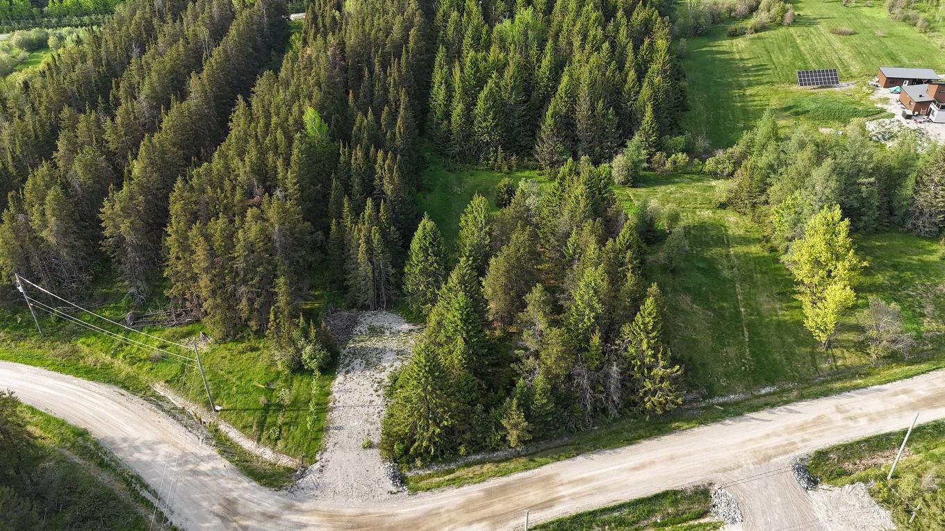 Aerial photo - Ch. Du Bord-De-L'Eau, Saint-Marc-De-Figuery, QC