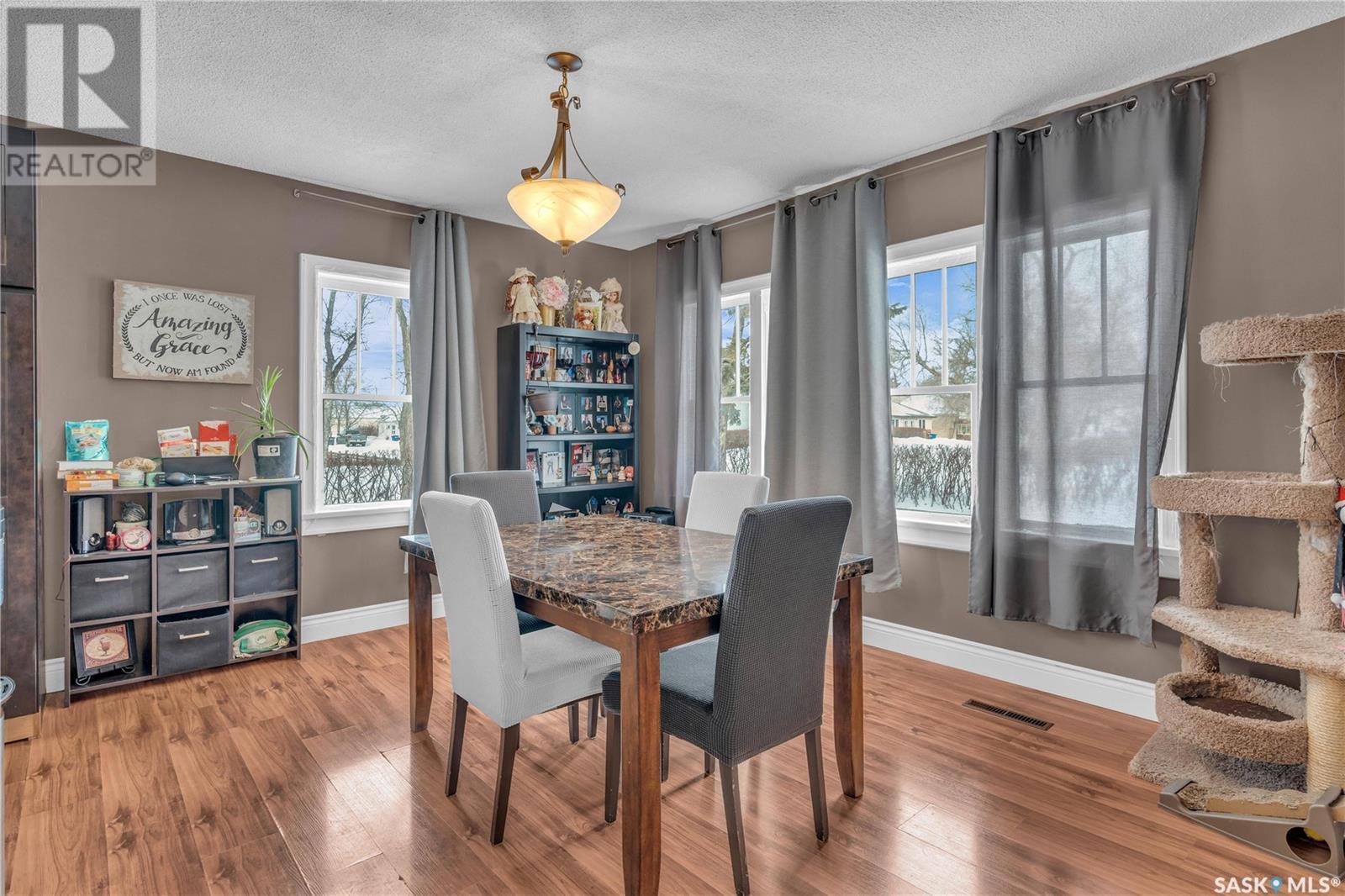 201 Blackstock Street, Strasbourg, SK - Indoor Photo Showing Dining Room