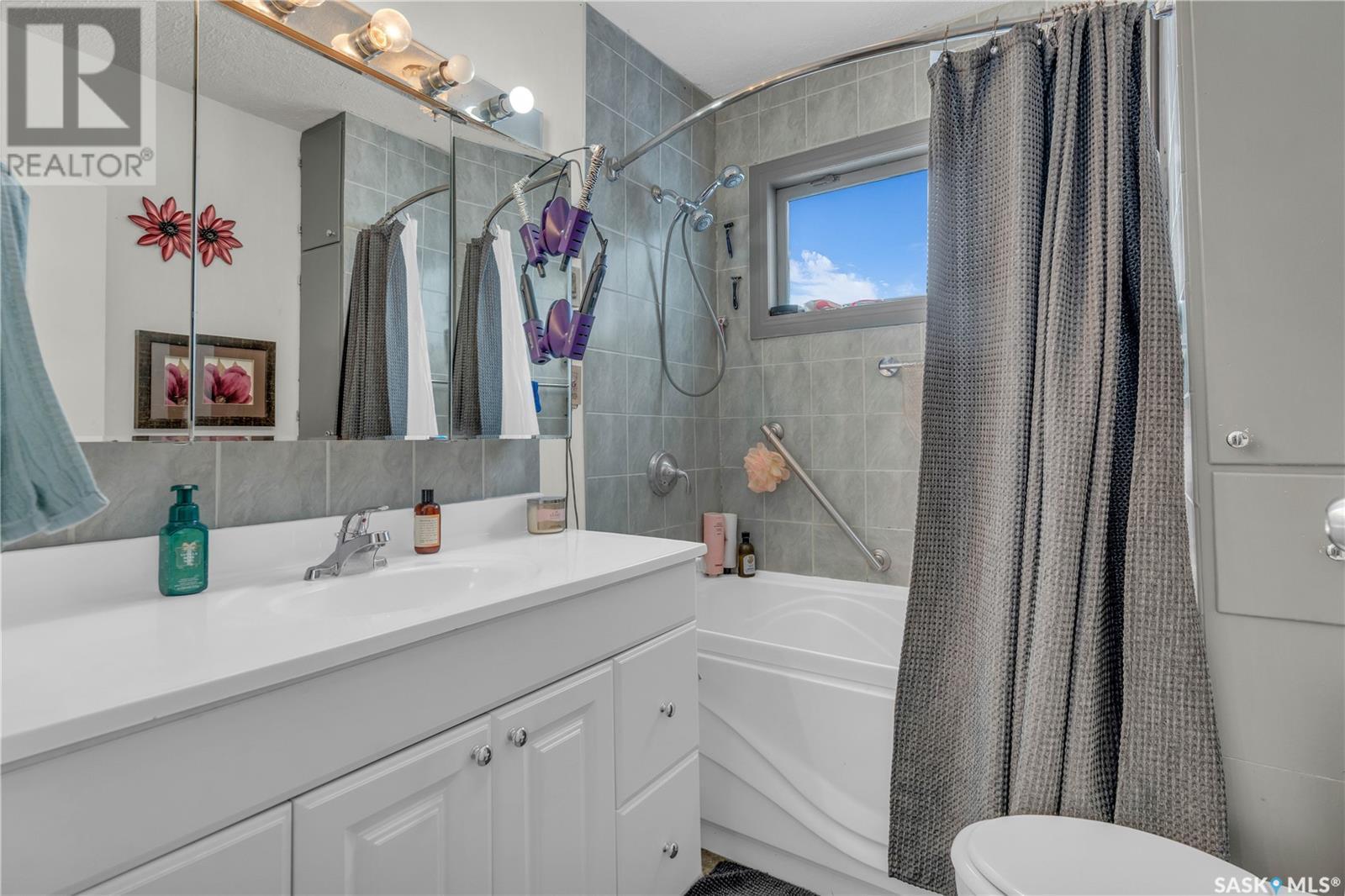 201 Blackstock Street, Strasbourg, SK - Indoor Photo Showing Bathroom