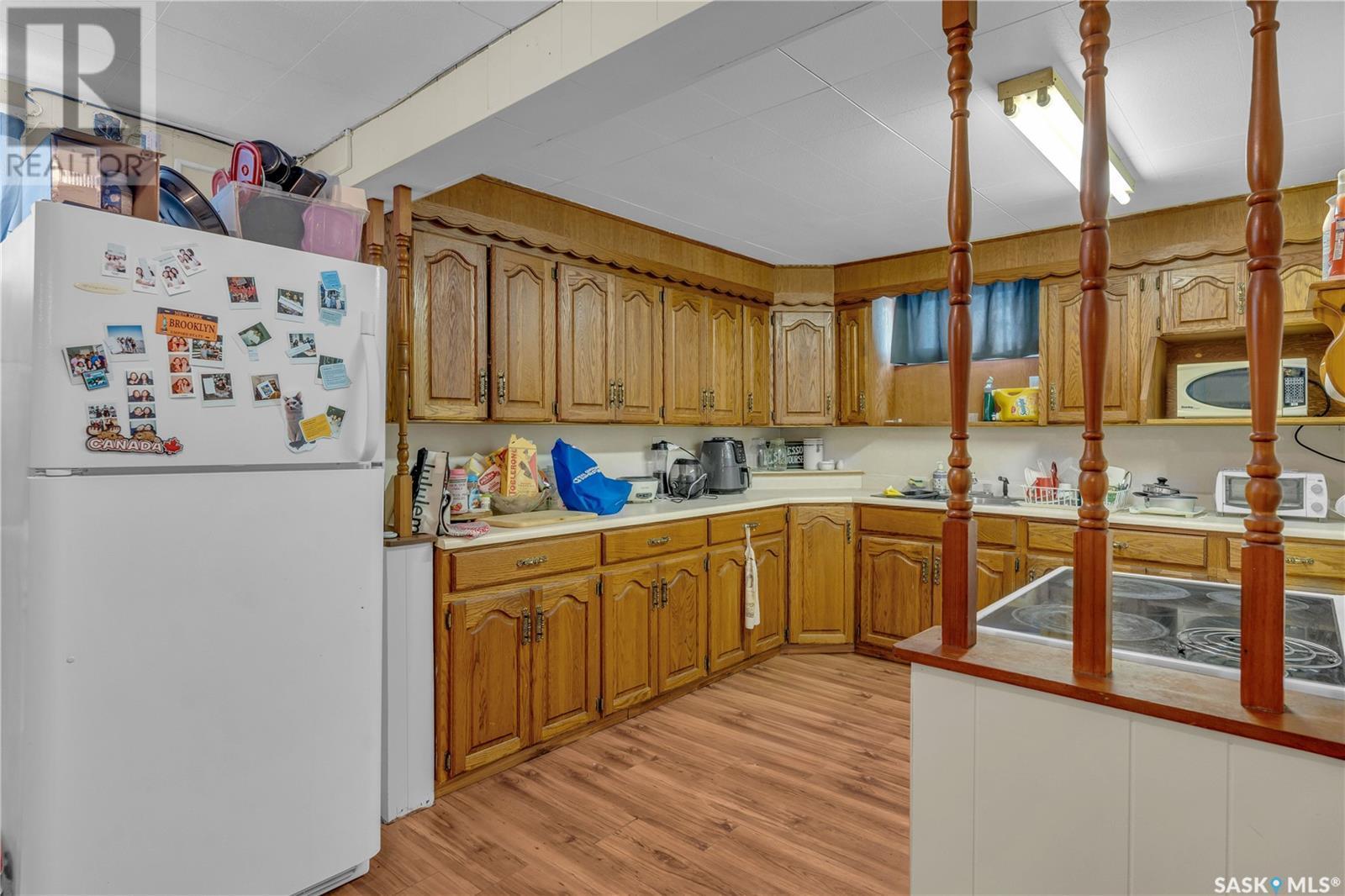 201 Blackstock Street, Strasbourg, SK - Indoor Photo Showing Kitchen
