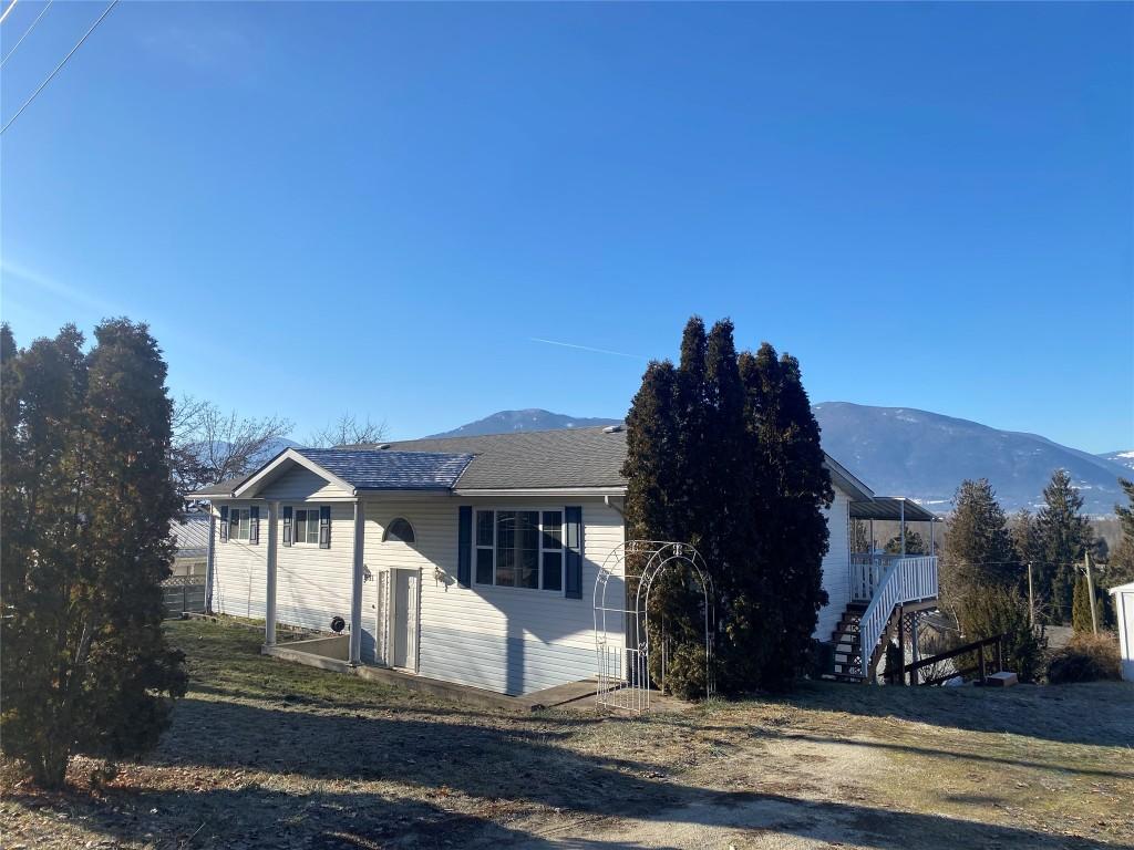 601 7Th Avenue, Creston, BC
