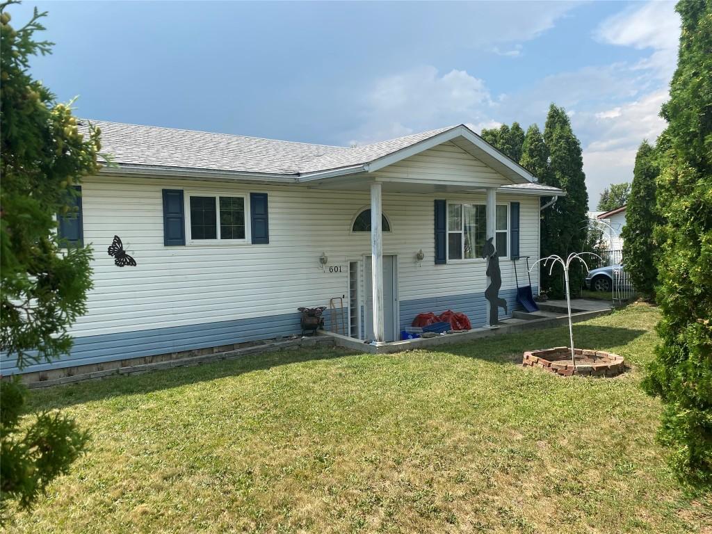 601 7Th Avenue, Creston, BC