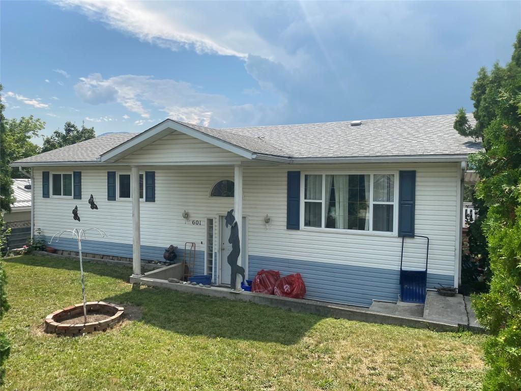 601 7Th Avenue, Creston, BC